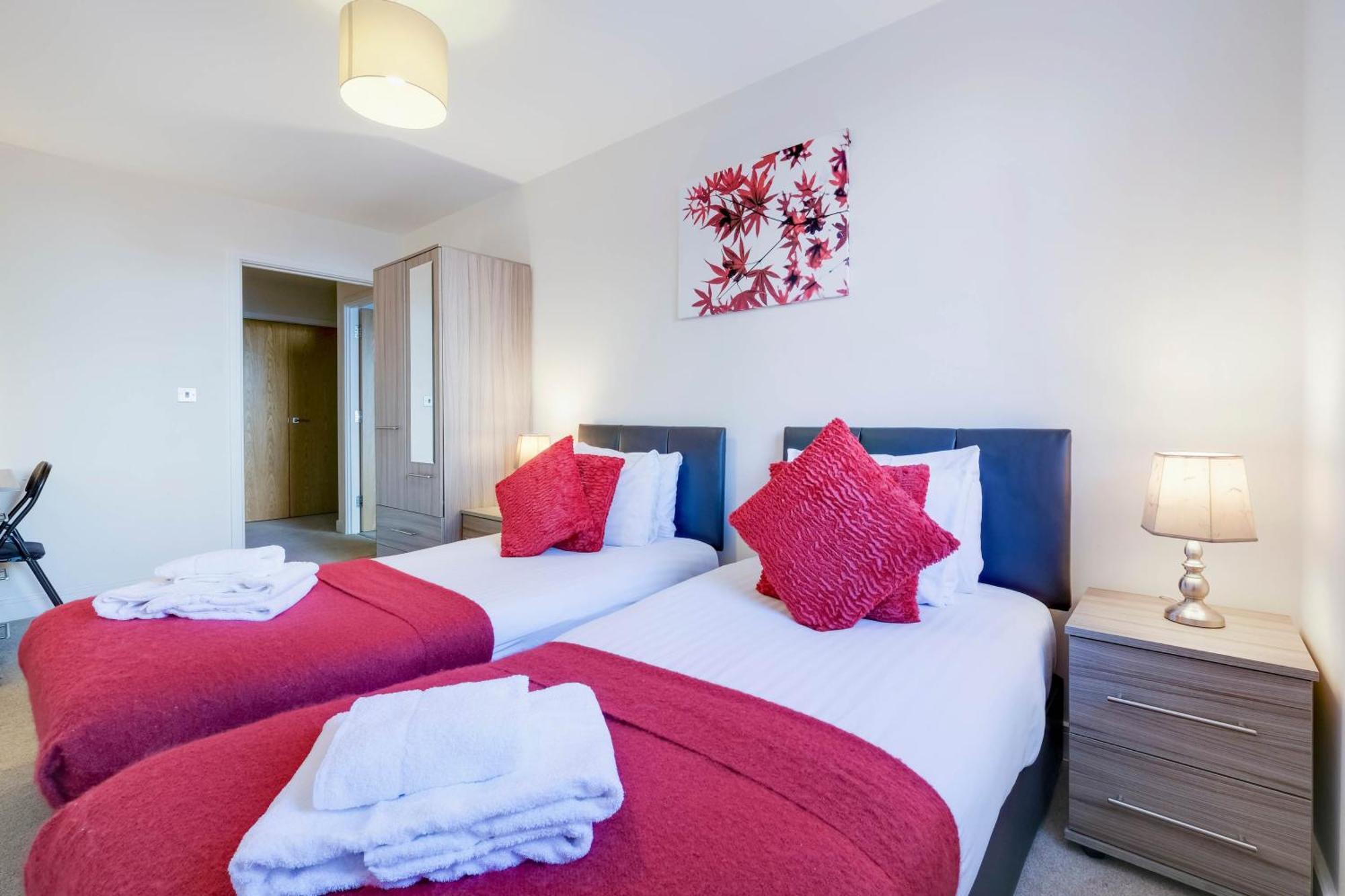 Alder House Serviced Apartment Maidenhead By 360Stays Exterior foto